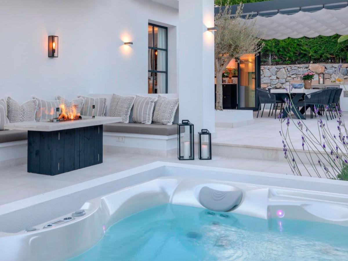 Vacation Marbella I Villa Lina, Golf Valley, Private Heated Pool, Jacuzzi, Close To The Marina エクステリア 写真